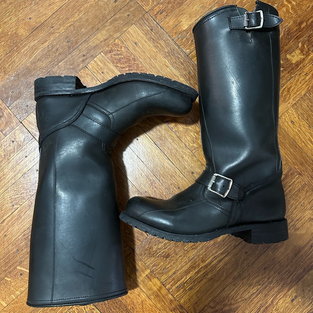 FRYE Women's Rubber Engineer Shearling-Lined Boot Size 8.5 M 3476663